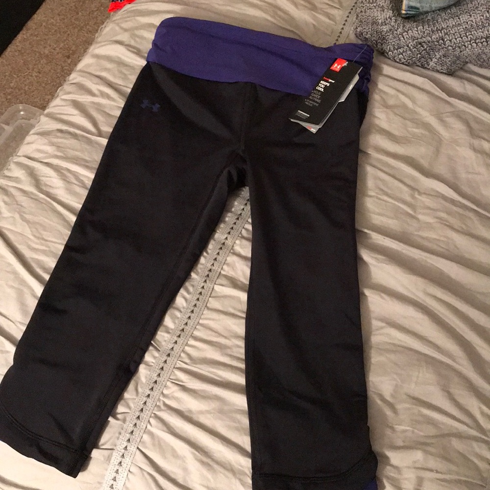 Black & Blue/Purple Under Armour Capri